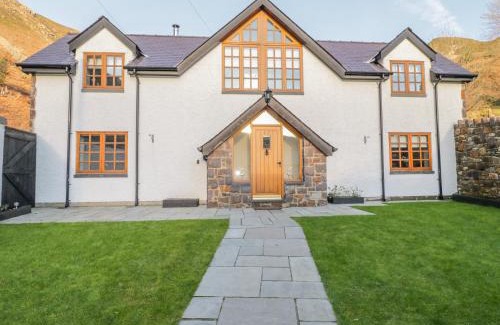 Penmaenmawr House | Bwthyn Carregwen