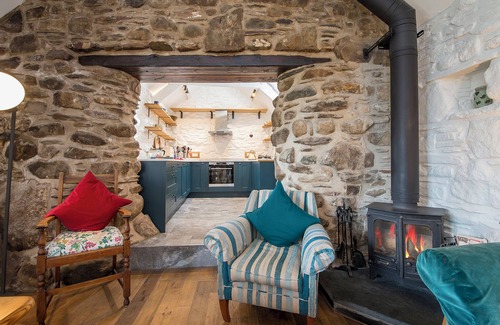 Abereiddy Cottage | Bwthyn Gerrig, Holiday Cottage Abereiddy, Sleeps 6, 3 bedrooms, bathrooms