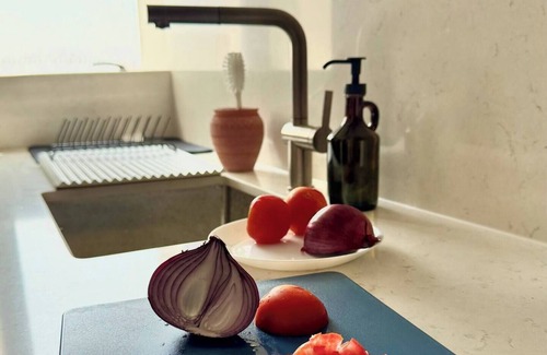 Muscat Apartment | By the beach | Shatti Al-Qurum| Walkable amenities