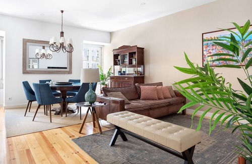 Socorro Apartment | By the Castle | STYLISH AND SPACIOUS