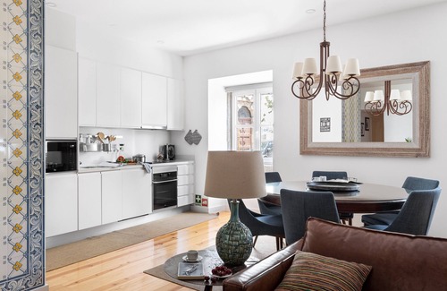 Socorro Apartment | By the Castle | STYLISH AND SPACIOUS