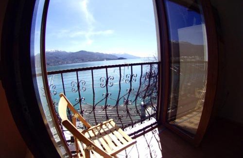 Varosh Apartment | 'By the Lake' Apartments