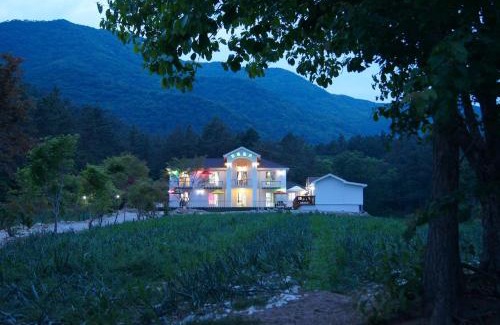 Buan House | Byeonsanbando Propose Pnesion