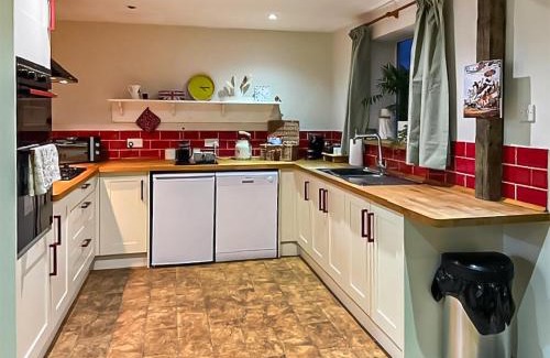 Billingshurst House | Byre Cottage