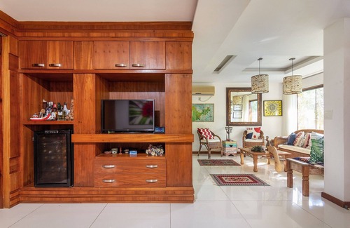 Humaita House | BZ62 Center! Large house, 5 suites and gourmet area