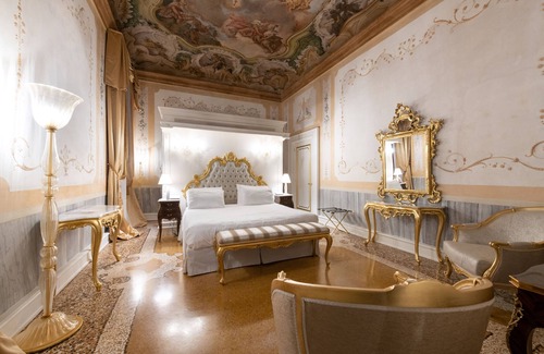 Cannaregio Hotel | Cà Bonfadini Historic Experience