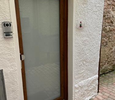 Brusimpiano House | Cà Rosina Casavacanze