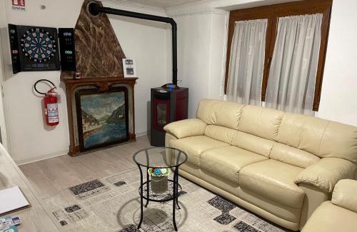 Brusimpiano House | Cà Rosina Casavacanze