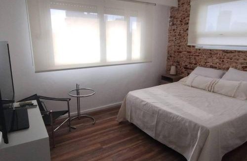 Buenos Aires Central Business District Apartment | Cálido y funcional apartamento en San Telmo