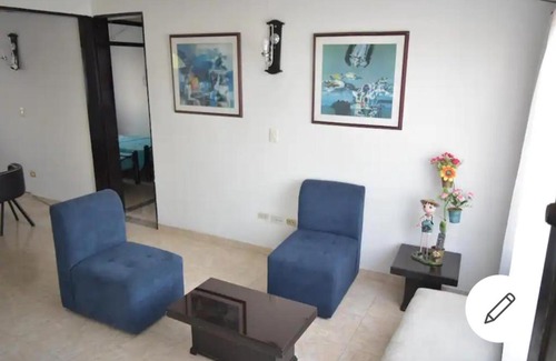 Cali Apartment | Cómodo apartamento iluminado y fresco