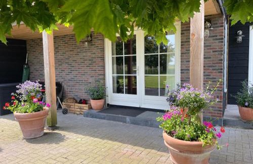 Municipality of Schouwen-Duiveland House | Côté Jardin