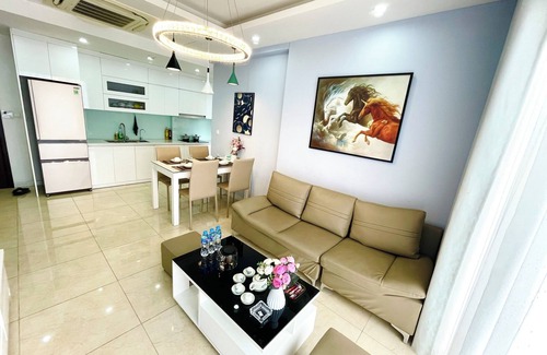 Trung Hoa Nhan Chinh Apartment | Căn hộ 2 phòng, 2 phòng tắm, ban công có tầm nhìn rộng - Vinhomes D'Capitale