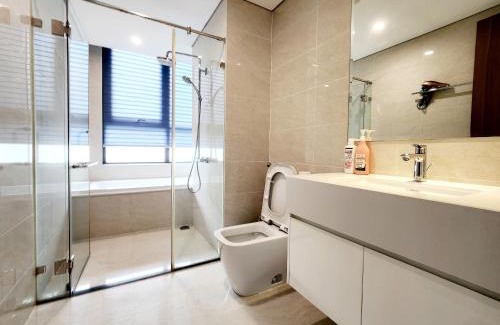 My Đinh Apartment | Căn Hộ Hiện Đại 4 Phòng Ngủ Tại Vinhomes Skylake