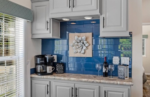 Sherrills Ford Cabin | C19-Pet Friendly Lakefront Paradise