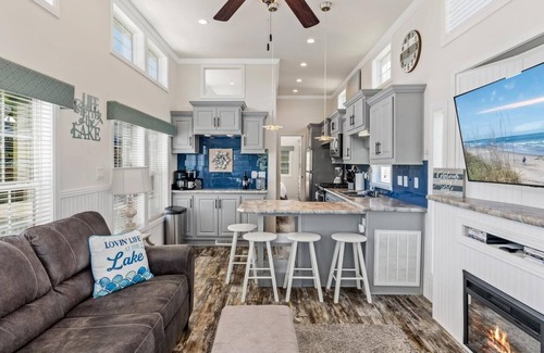 Sherrills Ford Cabin | C19-Pet Friendly Lakefront Paradise