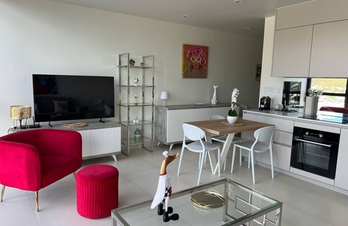 Cole Bay House | C355 - Top Floor with Lagoon View