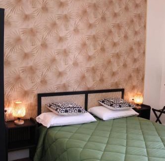 Margherita di Savoia Bed & Breakfast | Ca' Amaranta