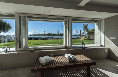 Santa Maria in Stelle Apartment | Ca' delle Contesse - 2BR apartment with terrace overlooking lagoon