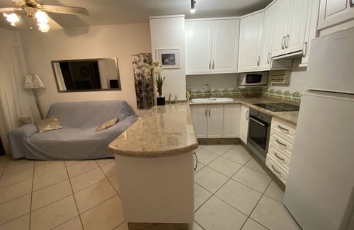 Los Gigantes Apartment | Casa Tara Exceptional Ocean Views, 1 Bedroom Apartment, 2 Swimming Pools, WiFi.