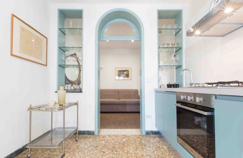 Dorsoduro Apartment | Ca Grimani Private Terrace and Great Canal View