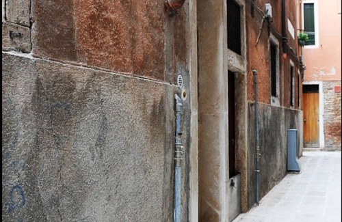 San Polo Apartment | Cà Lirica, in the quiet alleys of Venice a few meters from San Marco.