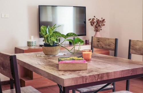 Navile Apartment | Ca'Molino Ampio appartamento con giardino privato vicino al centro storico fiera ospedale stazione centrale aeroporto Centergross