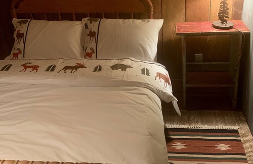 St-Francois-de-l'Ile-d'Orleans Other | 328 years old French farmhouse