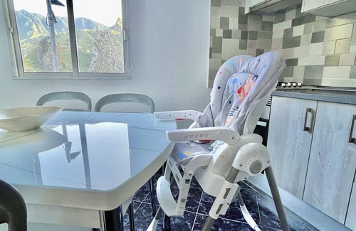 Hermigua Ski Chalet | Ca' Yaya - Big House w/Terraces + Rooftop & Views