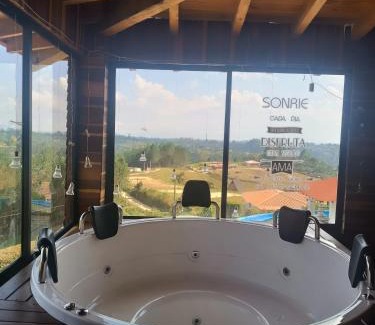 Guarne House | Cabaña con Jacuzzi ilimitado/BBQ/Hermosas vistas