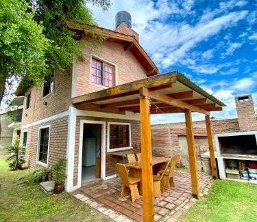 Mina Clavero Ski Chalet | Cabaña en el Centro de Mina Clavero