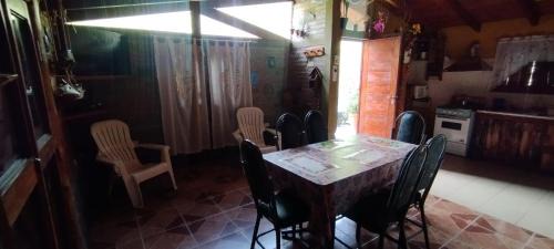 Cuesta Blanca Ski Chalet | Cabaña La Peulla