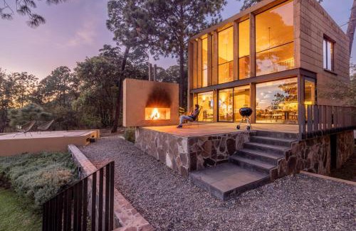 Mazamitla Ski Chalet | Cabaña Lujo con Alberca Climatizada Vistas al Bosque de Mazamitla