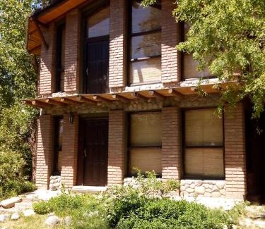 Malargue House | Cabañas CALIGÜE