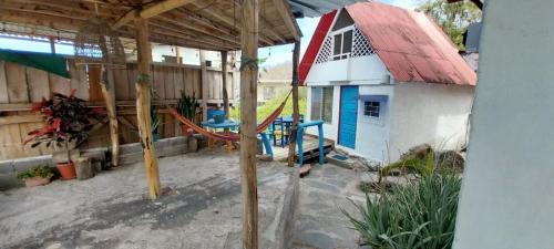 Puerto Baquerizo Moreno Ski Chalet | Cabañas Don Jorge - Cabaña Fragata