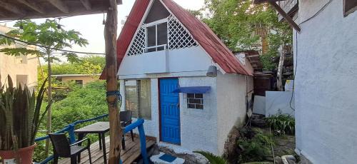 Puerto Baquerizo Moreno Ski Chalet | Cabañas Don Jorge - Cabaña Fragata