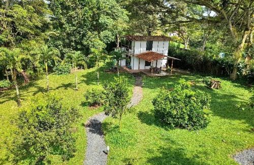 Dagua House | Cabañas en el Bosque