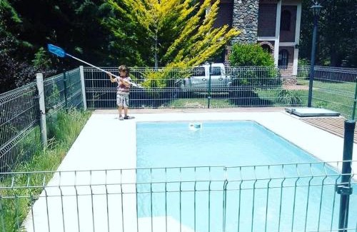 Salto Ski Chalet | Cabañas Troncos Del Salto