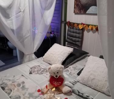 Montpouillan Other | CABANE, BUNGALOW, BULLE ET SPA LE REFUGE ZEN ET BIEN ETRE