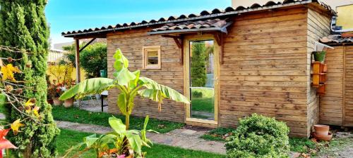 Casselardit Apartment | Cabane côté jardin