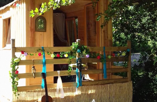 Saint-Nabord Cabin | Cabane de l'aventurier- Bed and breakfast