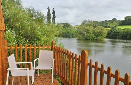 Colleville Cabin | cabane flottante je n'suis pas du matin 4 6 pers