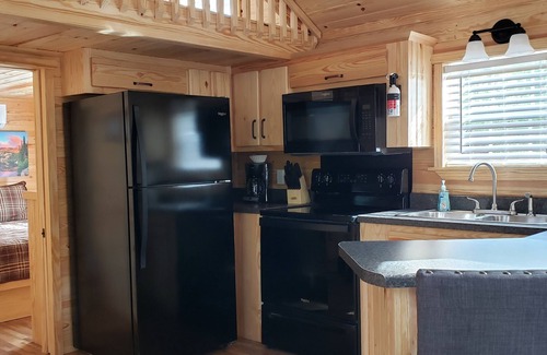 Christopher Creek Cabin | Cabin #10 is one of our new loft cabins!
