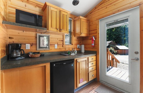 Union Cabin | Cabin #10