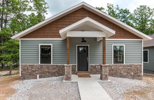 Bella Vista House | Cabin 12 @ Trails Edge