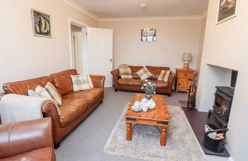 Brynrefail Cottage | Cabin ∙ 4 bedrooms ∙ 7 guests