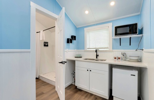 Poudre Park Cabin | Cabin 5- Blue Lake Suite