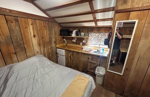 Christopher Creek Cabin | Cabin #5 - Studio - No Fireplace