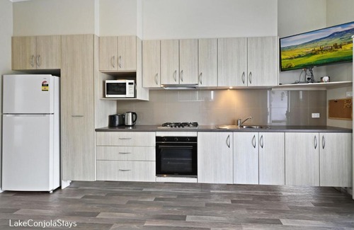 Lake Conjola House | Cabin 60 - Lake Conjola