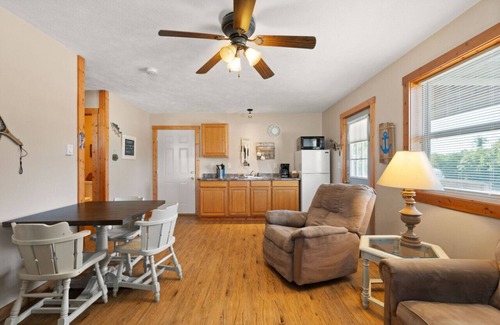 Eckerty House | Cabin 8 The Village @ Patoka Lake