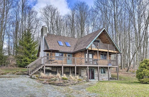 Pleasant Mount Cabin | Cabin and Suites Autumn Midweek - 35% OFF Promo!